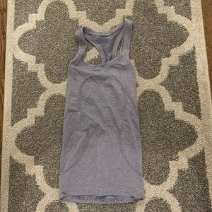 Lululemon tank top size 2